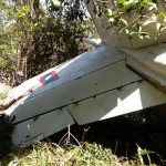ラオスで軍用機が墜落、副首相など14人死亡、3人の生存確認